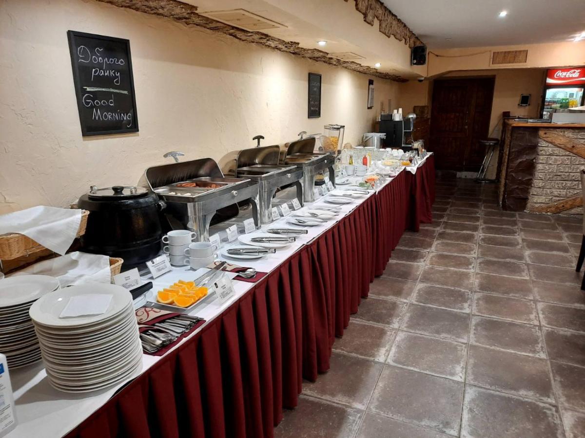 Optima Kropyvnytskyi Hotel Екстериор снимка