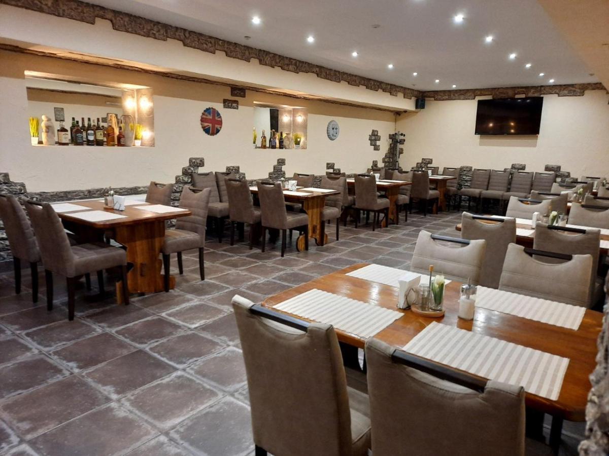 Optima Kropyvnytskyi Hotel Екстериор снимка