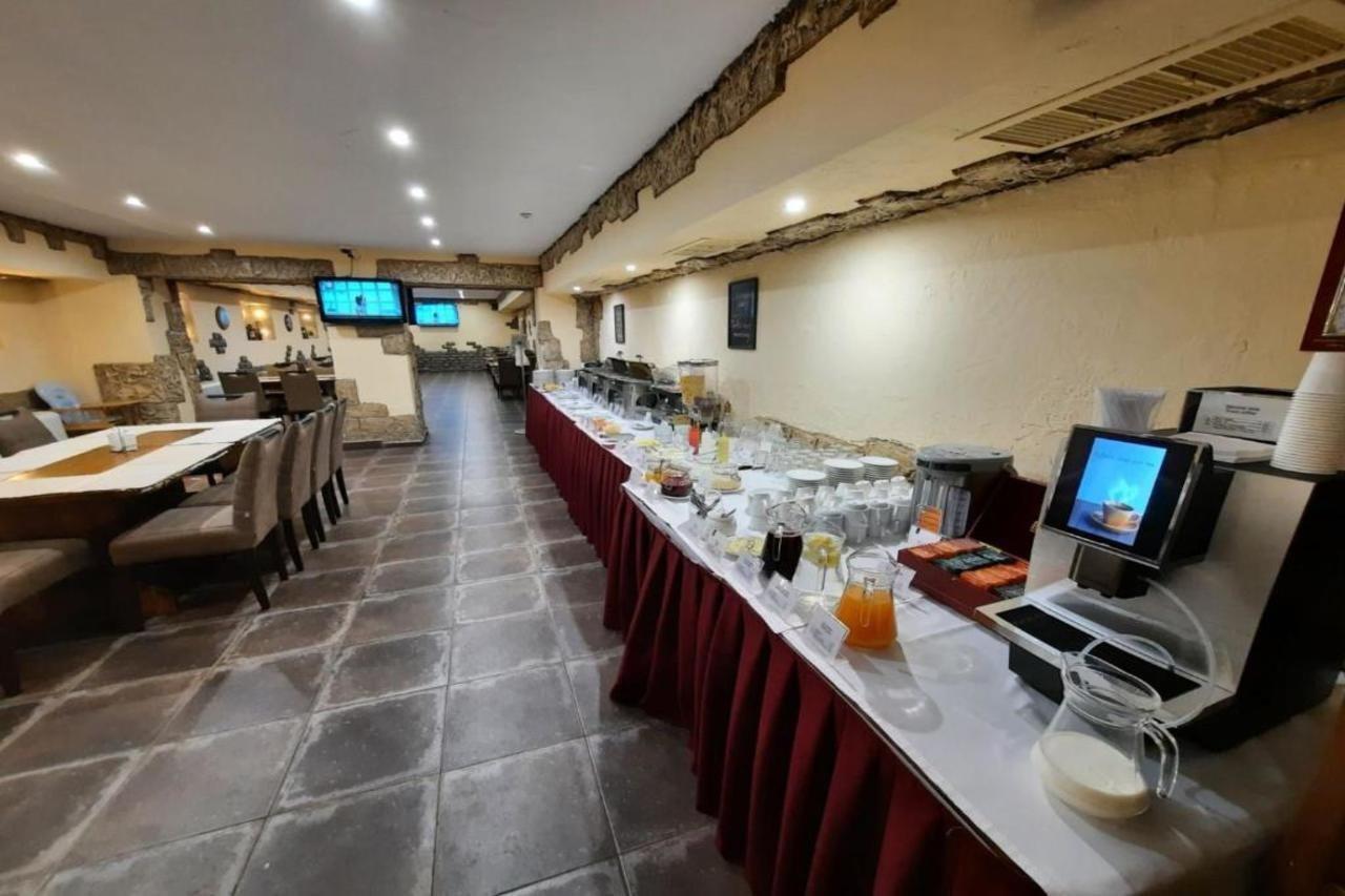 Optima Kropyvnytskyi Hotel Екстериор снимка