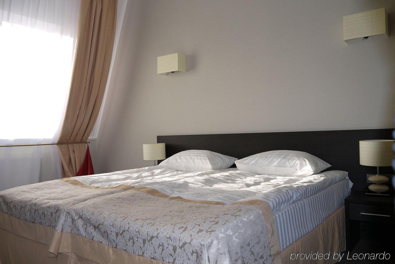 Optima Kropyvnytskyi Hotel Екстериор снимка