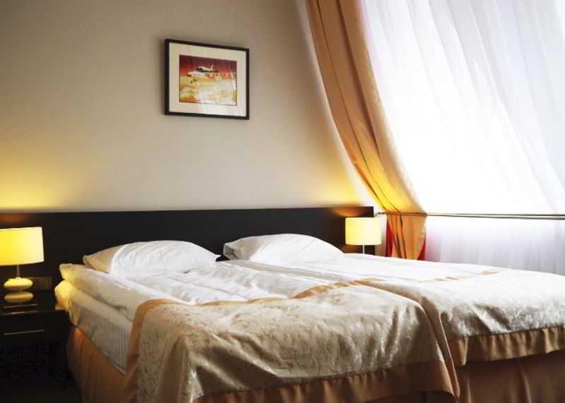 Optima Kropyvnytskyi Hotel Екстериор снимка