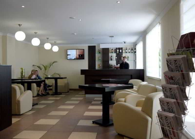 Optima Kropyvnytskyi Hotel Екстериор снимка