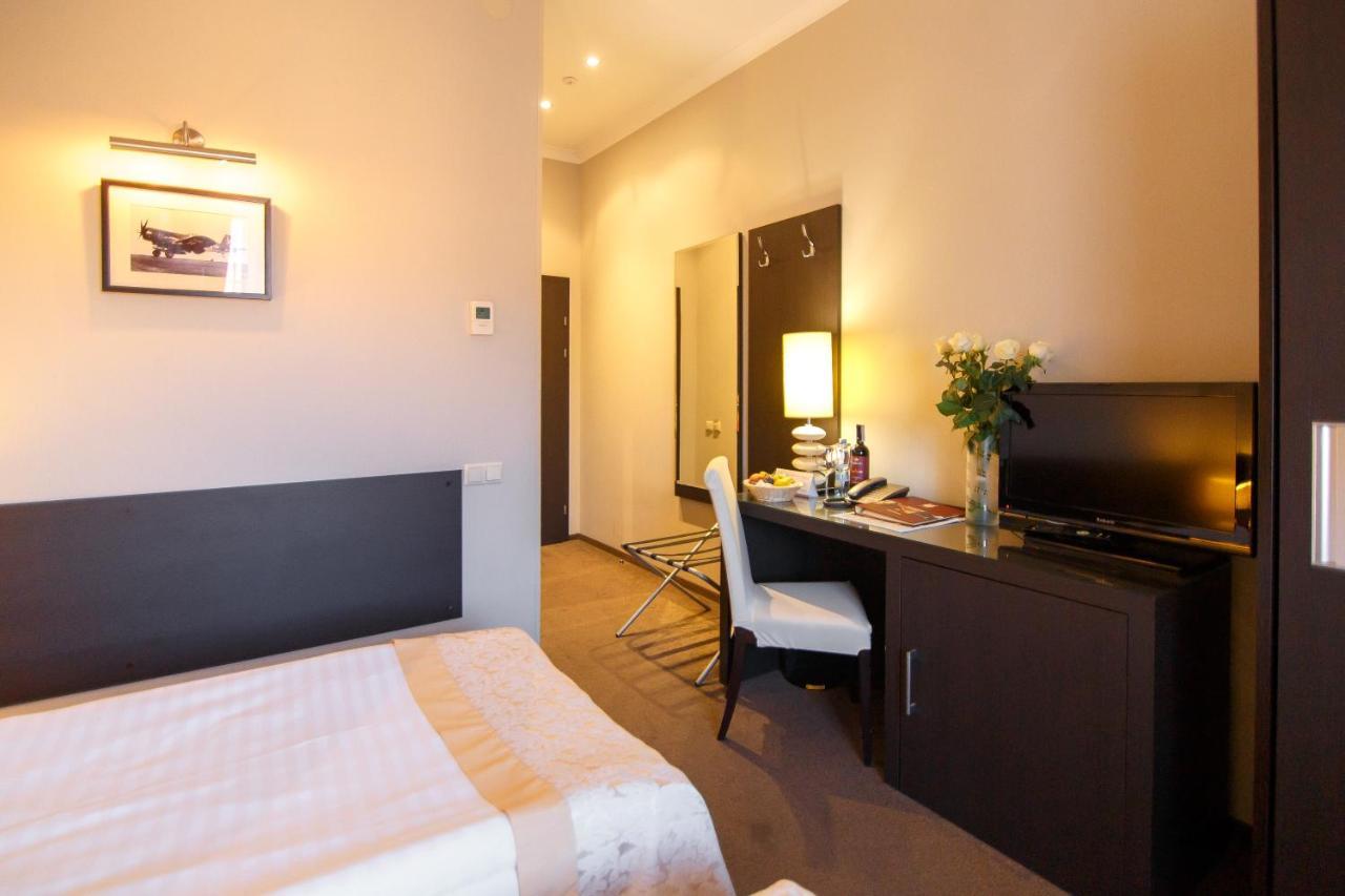 Optima Kropyvnytskyi Hotel Екстериор снимка