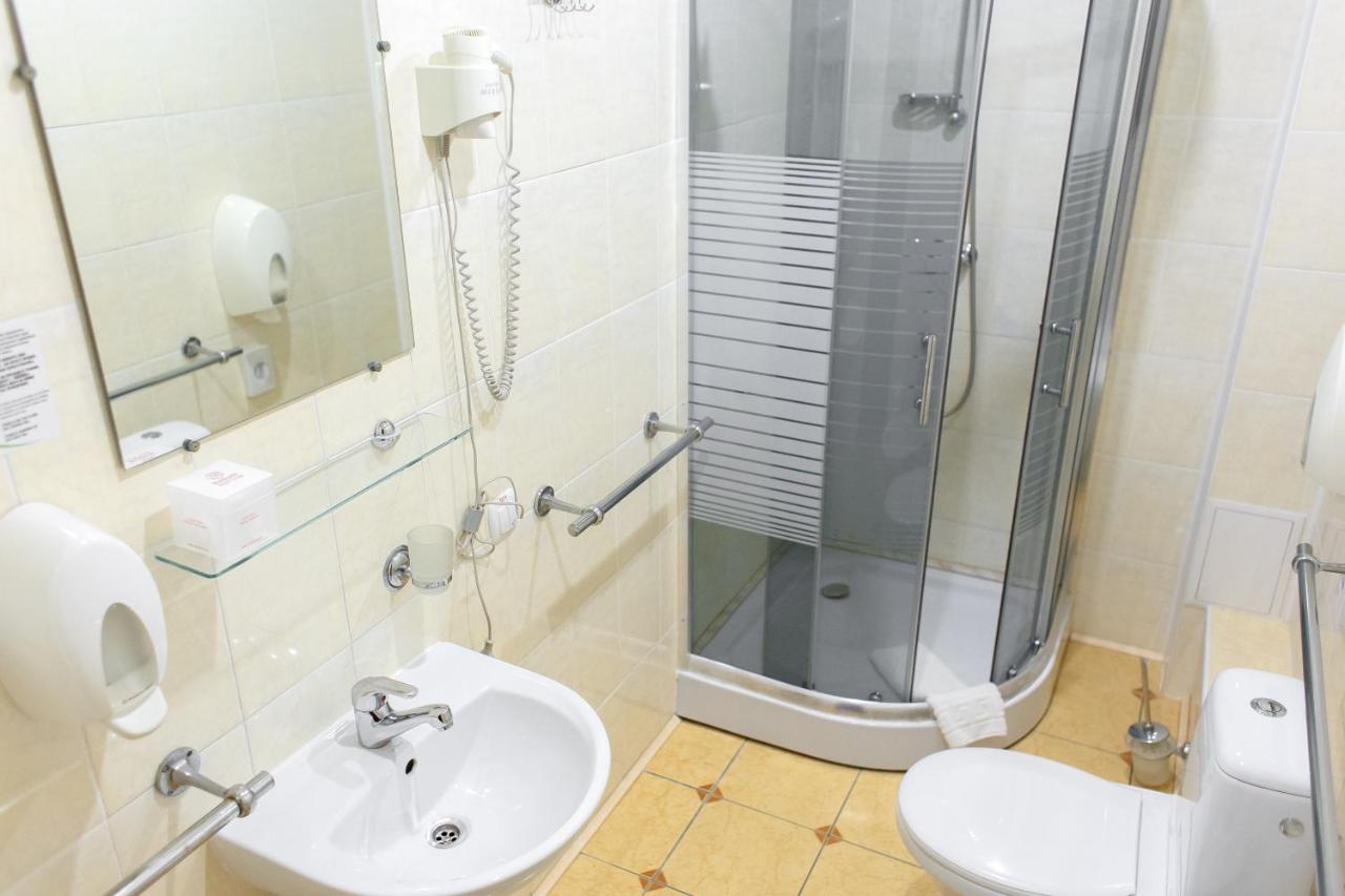 Optima Kropyvnytskyi Hotel Екстериор снимка