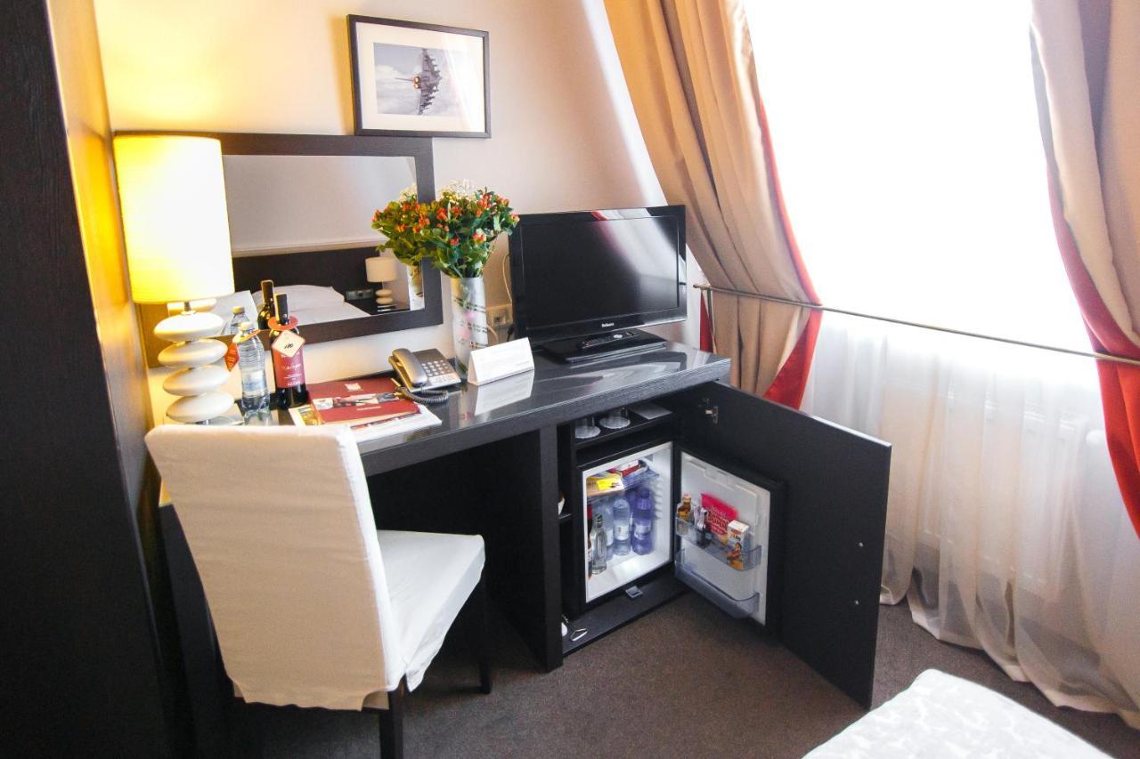 Optima Kropyvnytskyi Hotel Екстериор снимка
