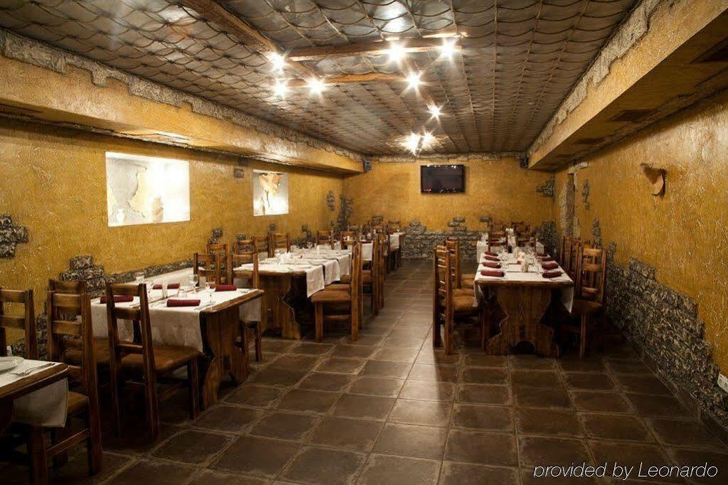 Optima Kropyvnytskyi Hotel Екстериор снимка